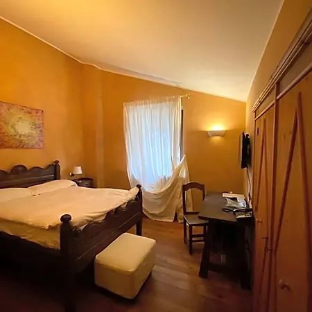 Hotel Cristallo 3*