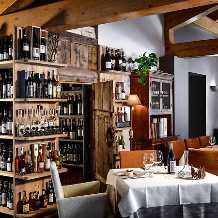 Cristallo Hotel 3*